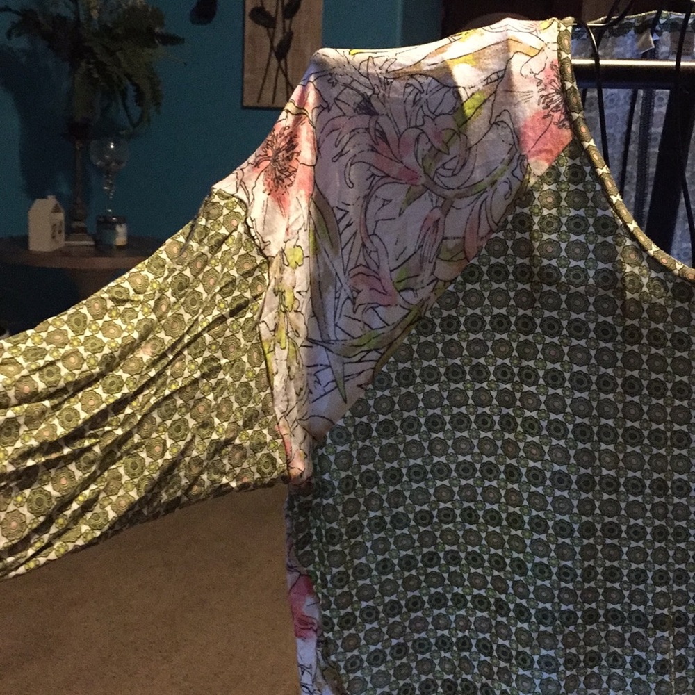 Tunic top - Picture 3 of 4